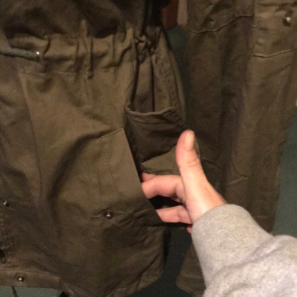 Olive green jacket - Picture 2 of 5